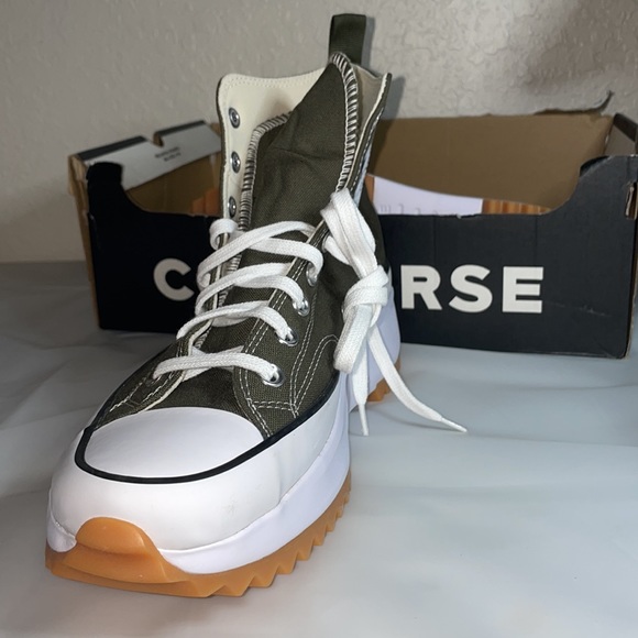 Converse Run Star Hike High
Cargo Khaki, new, size 11.5, very comfy, last one! - Picture 11 of 11